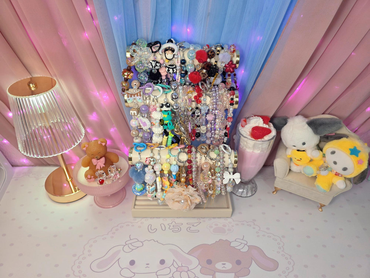 ENCHANTED PHONE CHAIN